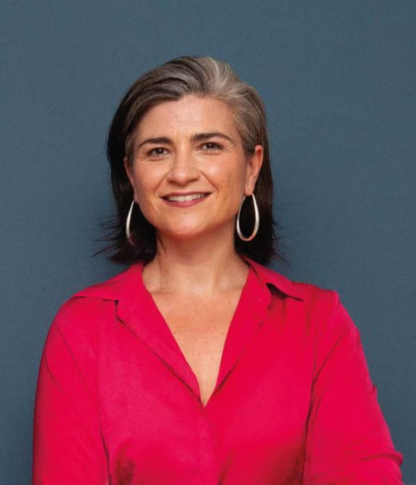 Fran Bravo Cox Abogada - Artículo Periódico La Tercera: Francisca Bravo Cox, abogada: “Estar en pareja enriquece económicamente al hombre y empobrece a la mujer”